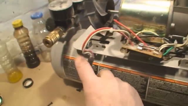 Burnt Compressor FAIL DAVE GETS ELECTROCUTED !!! смотреть онлайн