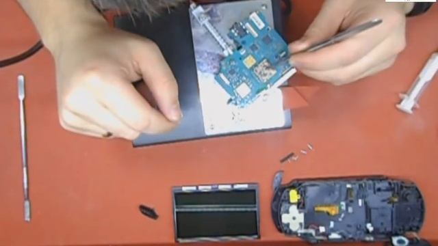 PlayStation Portable (PSP) белый экран ремонт смотреть онлайн
