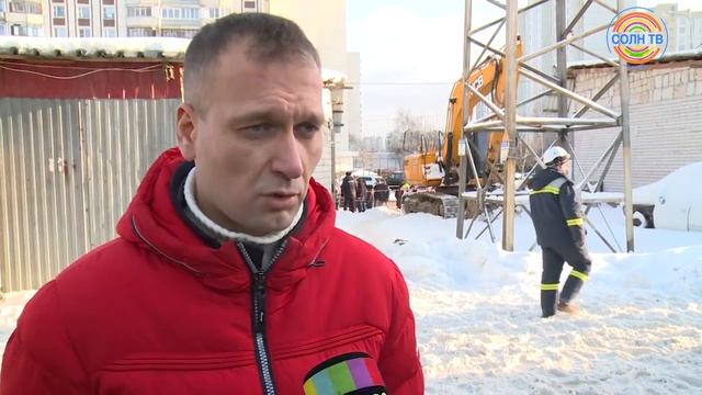 В Андреевке снесли незаконный ТЦ под высоковольткой смотреть онлайн