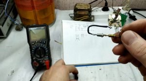 Супер-Простой регулируемый блок питания! Своими руками! 8 деталей!