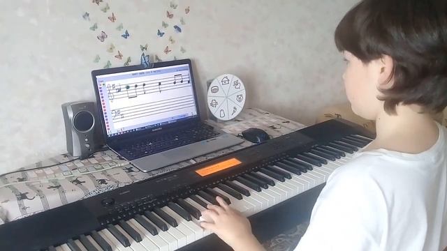 Soft Mozart. Развитие слуха. Подбор аккордов. LH5 смотреть онлайн