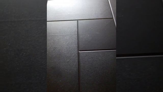 ПОКРАСКА ТРОТУАРНОЙ ПЛИТКИ СВОИМИ РУКАМИ.ПАТИНА.БРОНЗА. смотреть онлайн