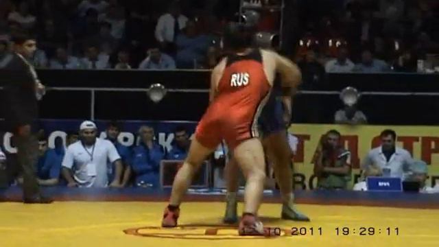 Кубок по вольной борьбе. Финал Мурадов - Белоновский смотреть онлайн