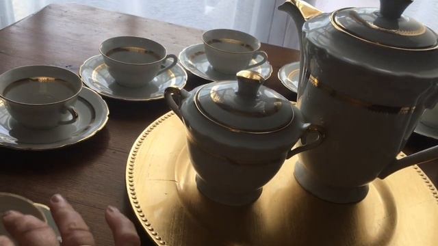 Французский кофейный набор и столик для рукоделия Napoléon III Находки блошиного рынка смотреть онлайн