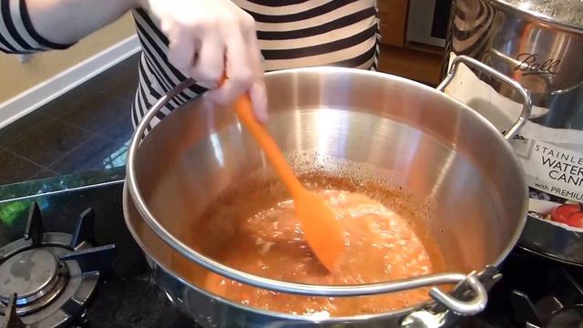 Canning Cowboy Tomato Jam смотреть онлайн