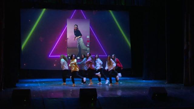 Танцевальный перформанс.ФПОИСК смотреть онлайн