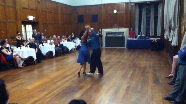 Javier Antar & Kara Wenham Perform a Milonga at the U. of Michigan Fall Tango Workshops 2012 смотреть онлайн