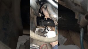 Как снять стартер с ВАЗ классики без ямы 2 болта