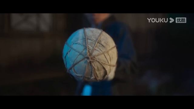 昏厥的巨蛇突然苏醒！小伙骑着巨蛇撞向大树！场面太滑稽！【变异巨蟒 Mutant Python】 | 惊悚/剧情 | 经典大本营 смотреть онлайн