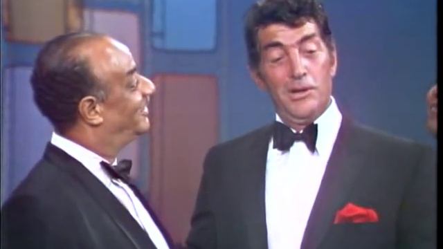 Dean Martin & The Mills Brothers - Paper Doll смотреть онлайн