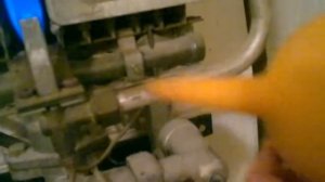 Бухает, грохает, громко включается  колонка НЕВА 3208 чиним за минуту :)