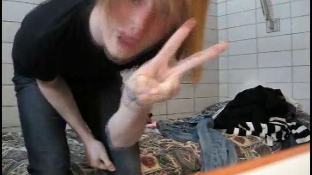 How to become EMO смотреть онлайн