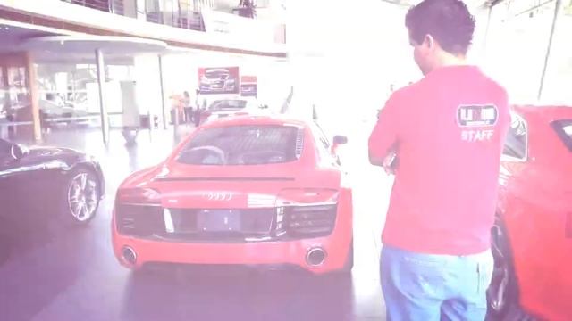 Presentación AUDI R8 смотреть онлайн