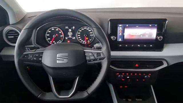 Novo Seat Arona смотреть онлайн