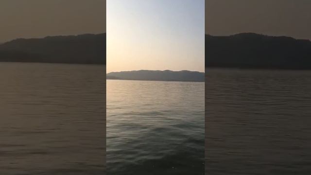 Западное озеро на закате. Город Ханчжоу, Китай. смотреть онлайн