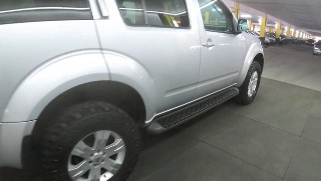 Nissan Pathfinder III 4.0 AT (270 л.с.) 2005 смотреть онлайн