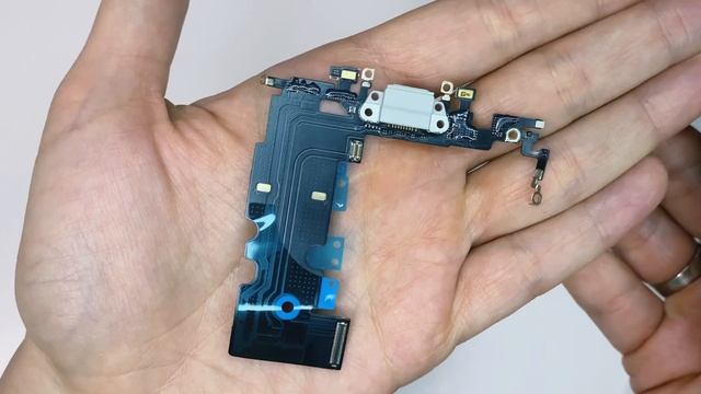 Шлейф с разъемом зарядки для iPhone 8 белый. смотреть онлайн