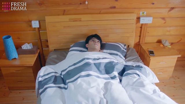 Unbelievable! Her painting gift amazingly helps the artist who got PTSD see colors again! смотреть онлайн