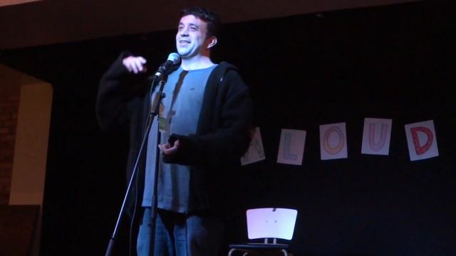 Peter Dobbins reads poems (QMU - Aloud 13/03/14) смотреть онлайн
