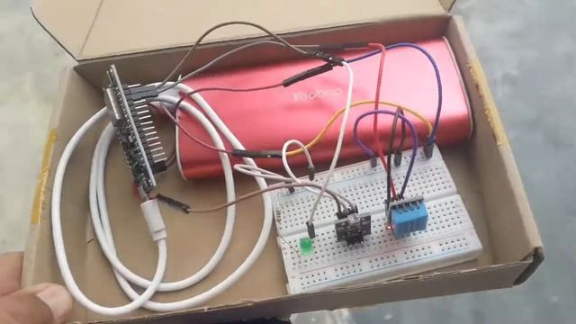 IOT Mini Weather Station using nodemcu v3 смотреть онлайн