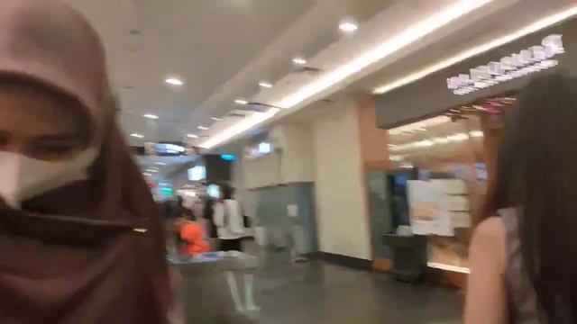 Oki Setiana Dewi Tak Tahu Adanya Saling Komentar Antara Ricis & Teuku Ryan смотреть онлайн