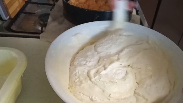 Очень вкусный пирог с мандаринами к чаю !!! смотреть онлайн