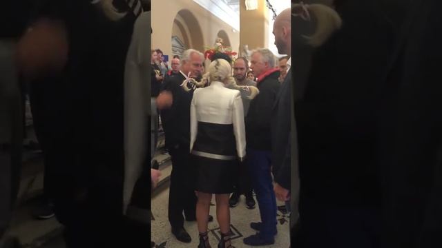 Музей Виктории и Альберта Лондон смотреть онлайн