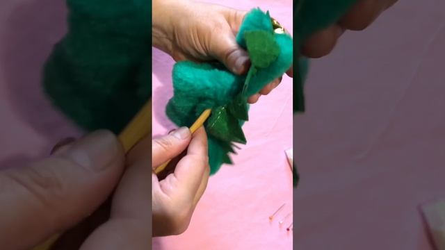 Процесс пошива новой игрушки - Дракона #дракон #мифология #фентези #рукоделие #мягкаяигрушка смотреть онлайн