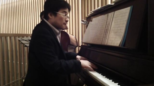 Hello It's Me смотреть онлайн