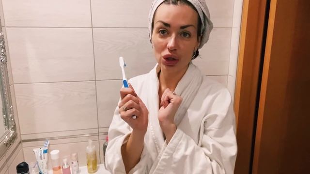 семейный влог?ПОДАРКИ на Рождество | килограмм красной икры | мой уход за кожей лица после 30 смотреть онлайн