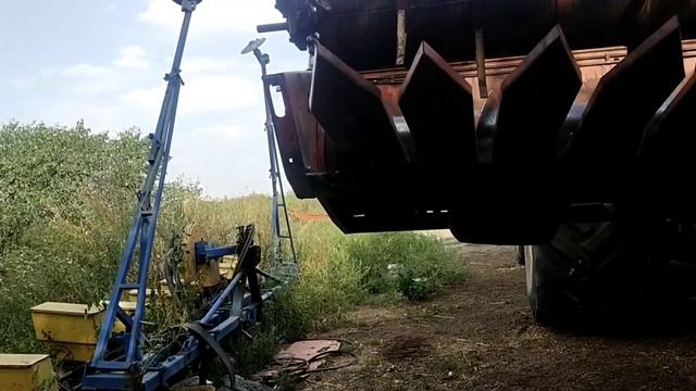 готовим комбайн Дон 1500 на уборку подсолнечника смотреть онлайн