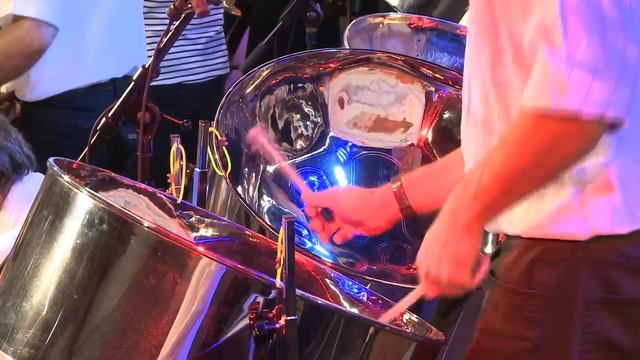 Extempo Steelband: La Samba feat. Andy Narell смотреть онлайн