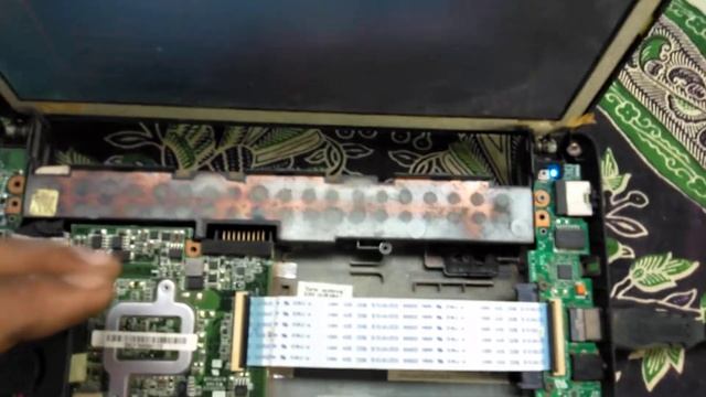 Asus eeepc 1001PX QC OK смотреть онлайн