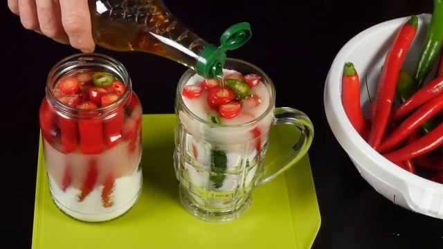 Маринованные острые перцы. Как сделать быстро в любой таре! смотреть онлайн