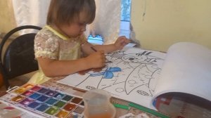 Маша рисует.mp4