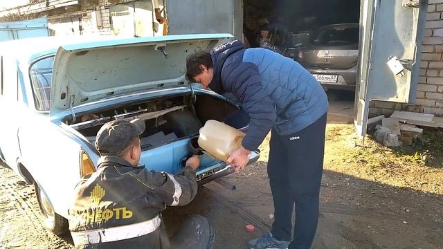 Москвич-412. Голубую кровь видно издалека. смотреть онлайн