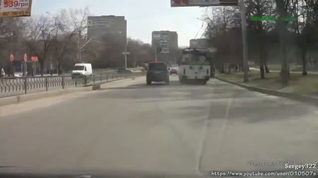 Офигенный ремонт дорог. Харьков. смотреть онлайн