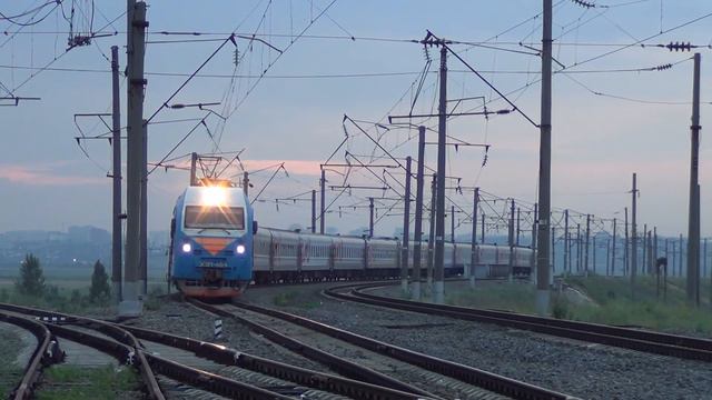 ЭП1М-464 с поездом №478 Челябинск — Адлер смотреть онлайн