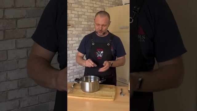 Как быстро засолить/замариновать кусок мяса #Shorts смотреть онлайн