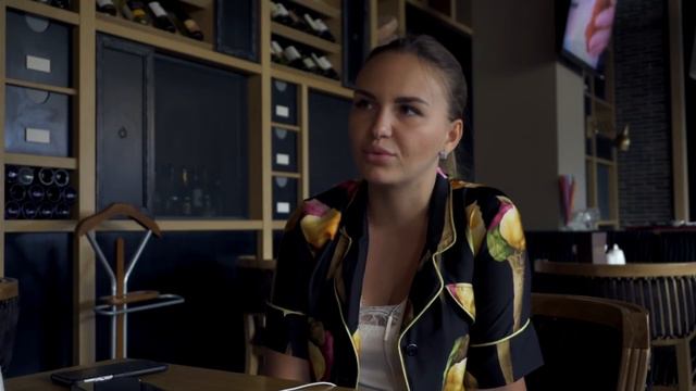 Жанна: Из банкиров в тендерщики | Кейс