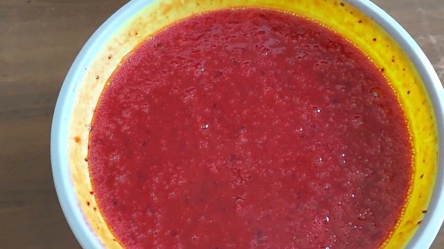 Бабушка с внучкой крыжовник на зиму заготавливают . смотреть онлайн