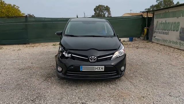 Toyota Verso 1.6 D-4D смотреть онлайн