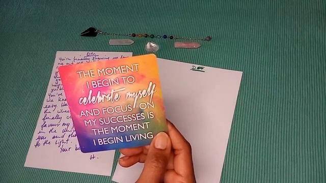 Automatic Writing✍: DM & DF Messages from the guides😇 смотреть онлайн