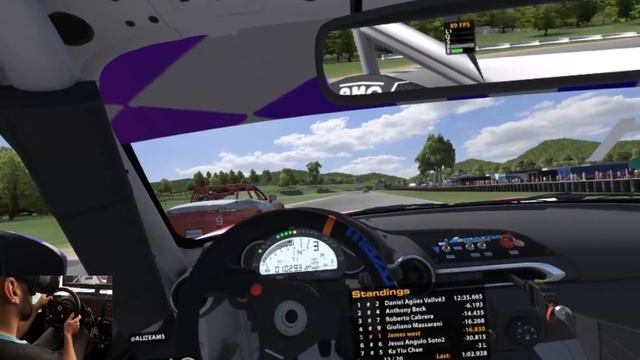 WHICH IS THE BEST RACING SIMULATOR ? смотреть онлайн