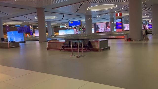 Прилетели в Стамбул Отель Istanbul Holiday 3* смотреть онлайн