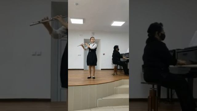 Сыздыкова Адия, 9 лет, "Казак вальсы" Л. Хамиди, "Тарантелла" Е.Меццакапо. смотреть онлайн