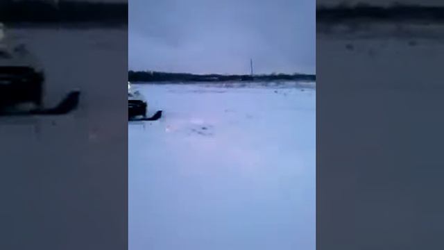 Прыжок на снегоходе STELS смотреть онлайн