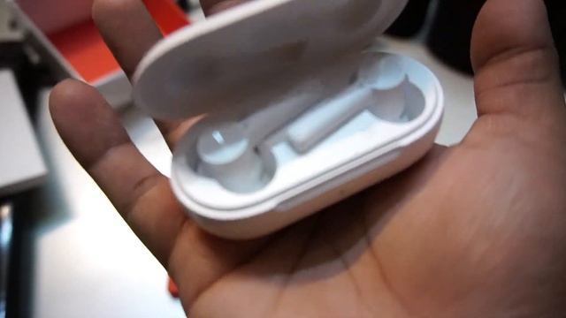 OnePlus Buds Z | Best TWS for the price? смотреть онлайн