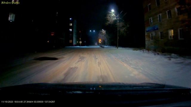 Вечерний Комсомольск (поездка по Дзёмгам после снегопада 19 ноября). #максим_радаев_комса_city смотреть онлайн