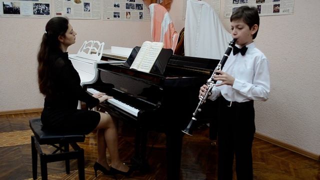 Елистратов Дмитрий (кларнет) 1 класс Мусоргский Песня Марфы смотреть онлайн